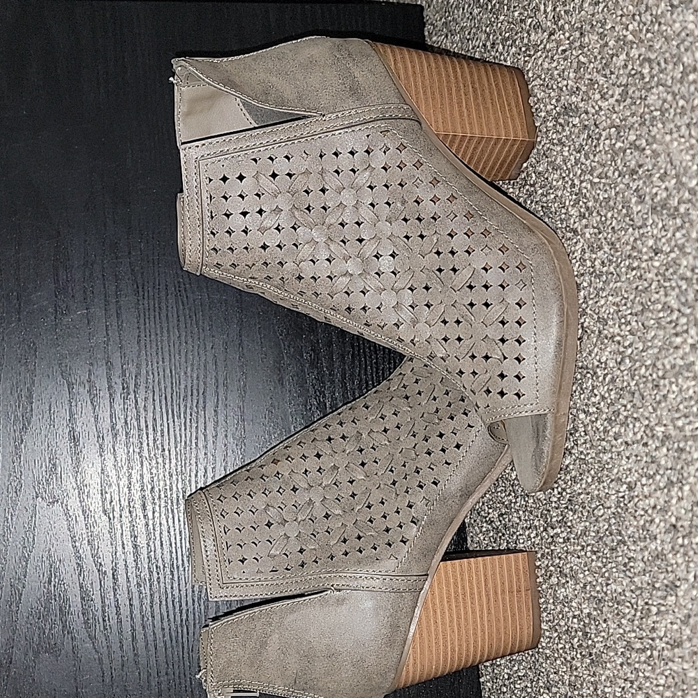 Boot Heels
